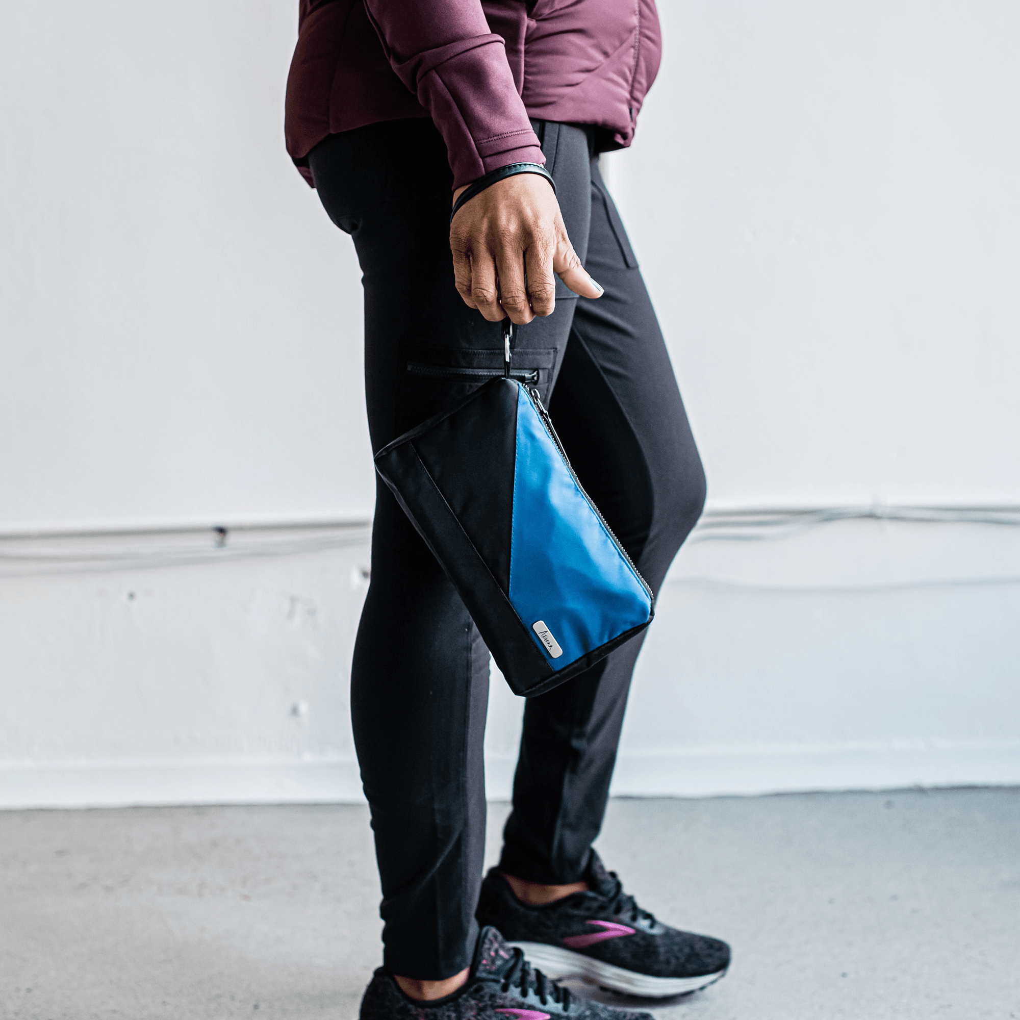 women's nylon zip wristlet snorkel blue #snorkel_blue