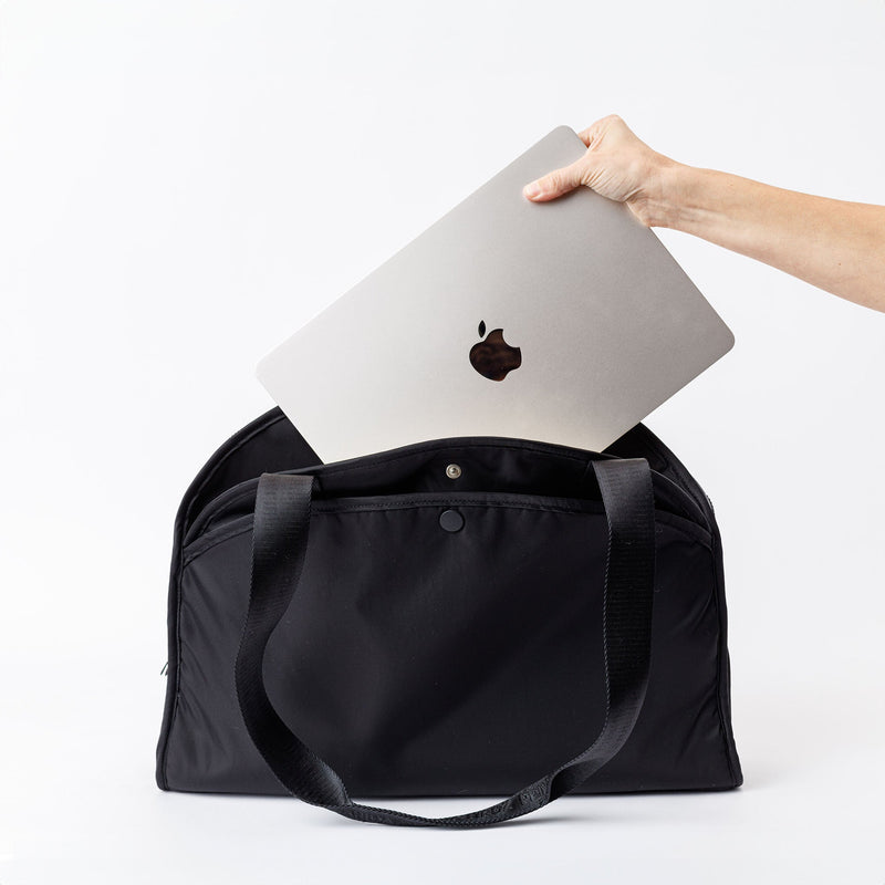 A laptop sleeve that actually fits a 16-inch laptop