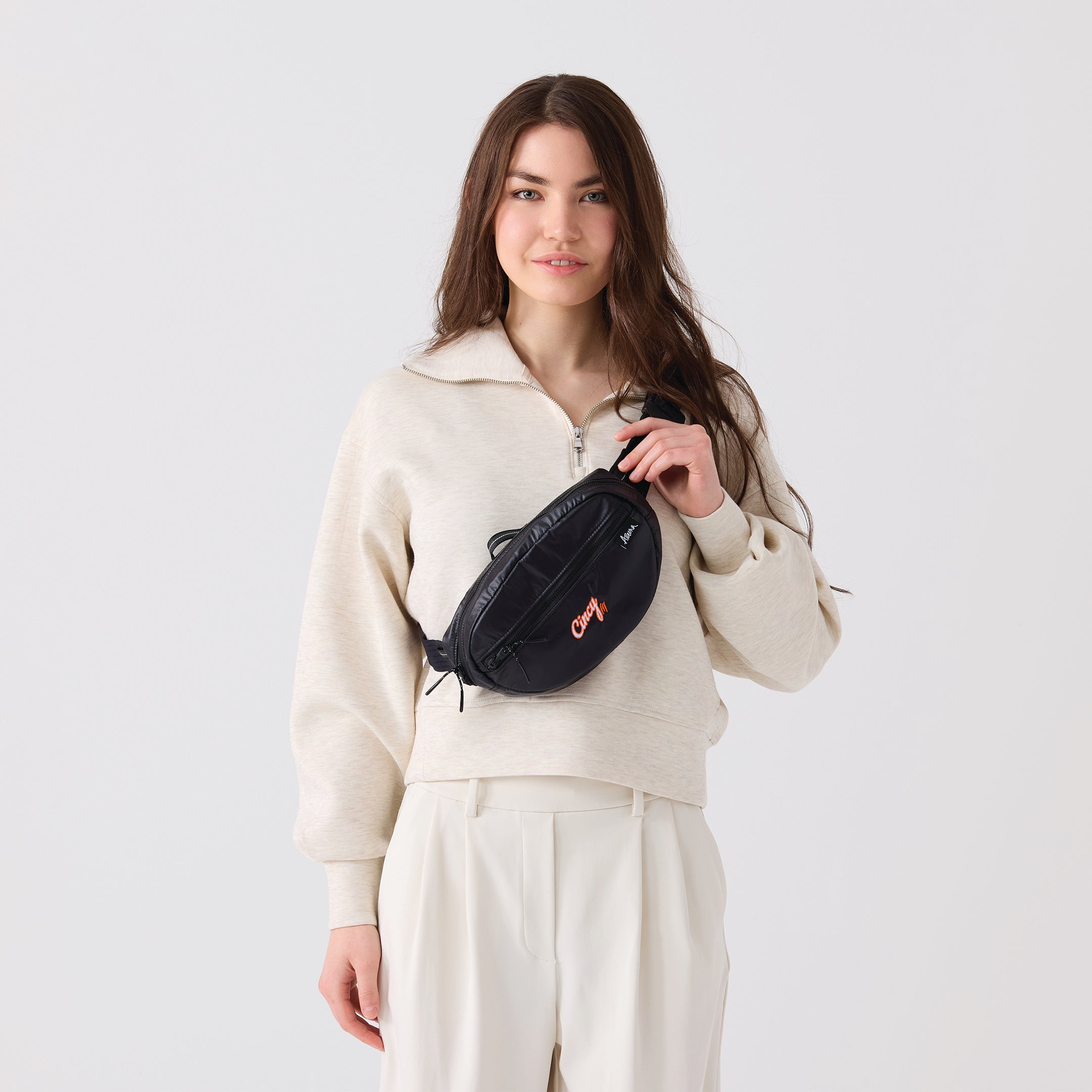 black fanny pack bag for women with cincy hats logo crossbody  #black