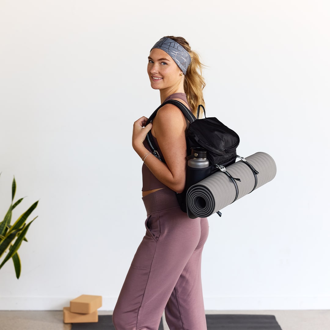 lululemon backpack yoga mat Aruna Project Sonu Backpack Black